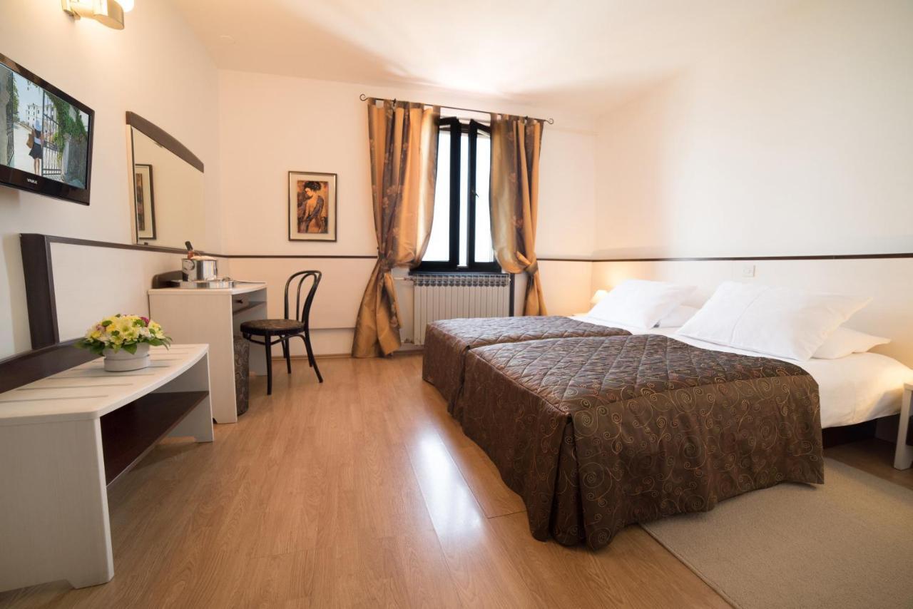Hotel Kastel Цриквеница Экстерьер фото